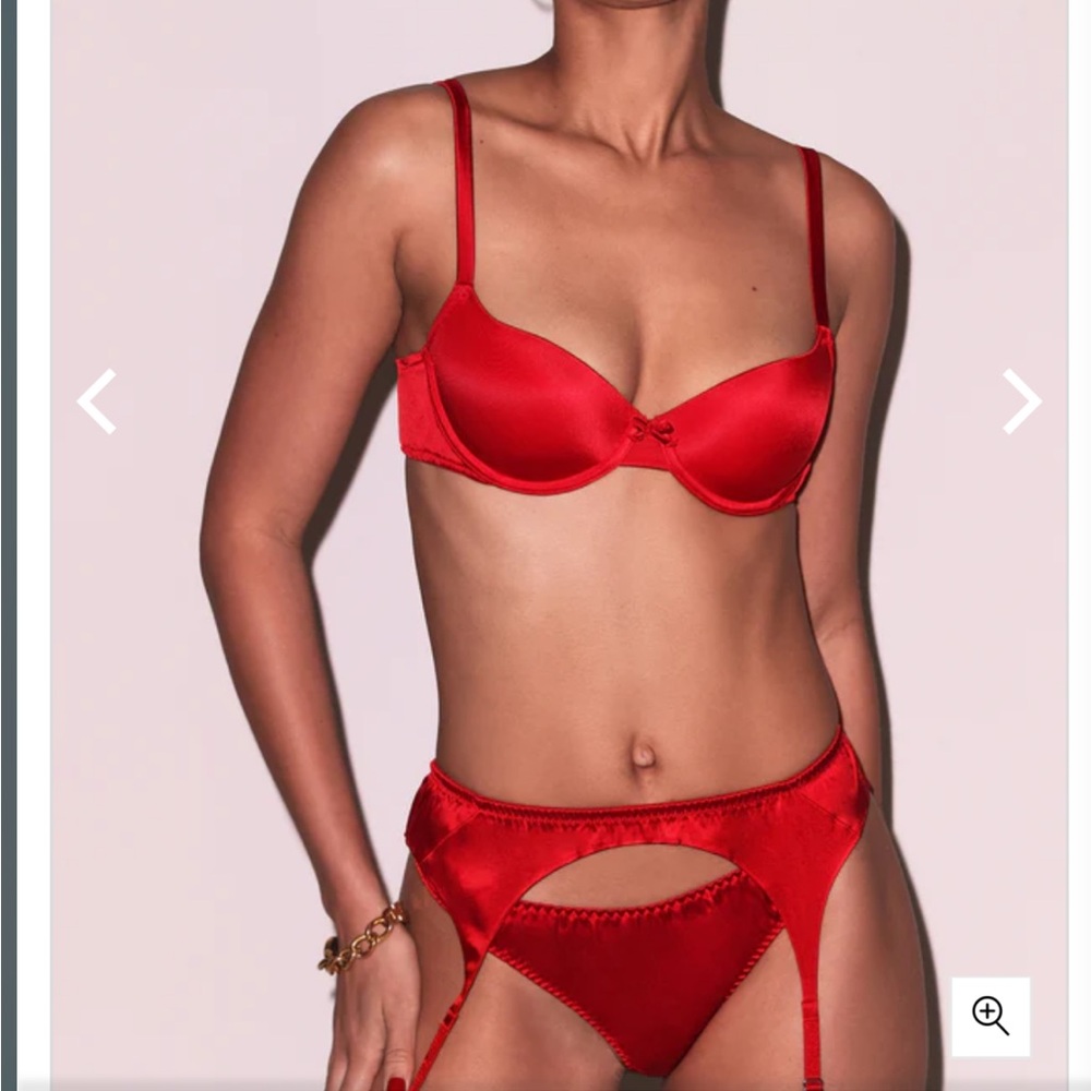 Fleur du Mal 36B Balconette Bra in Rouge